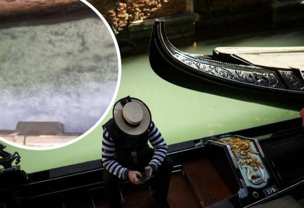 I canali di Venezia improvvisamente più chiari durante la quarantena.