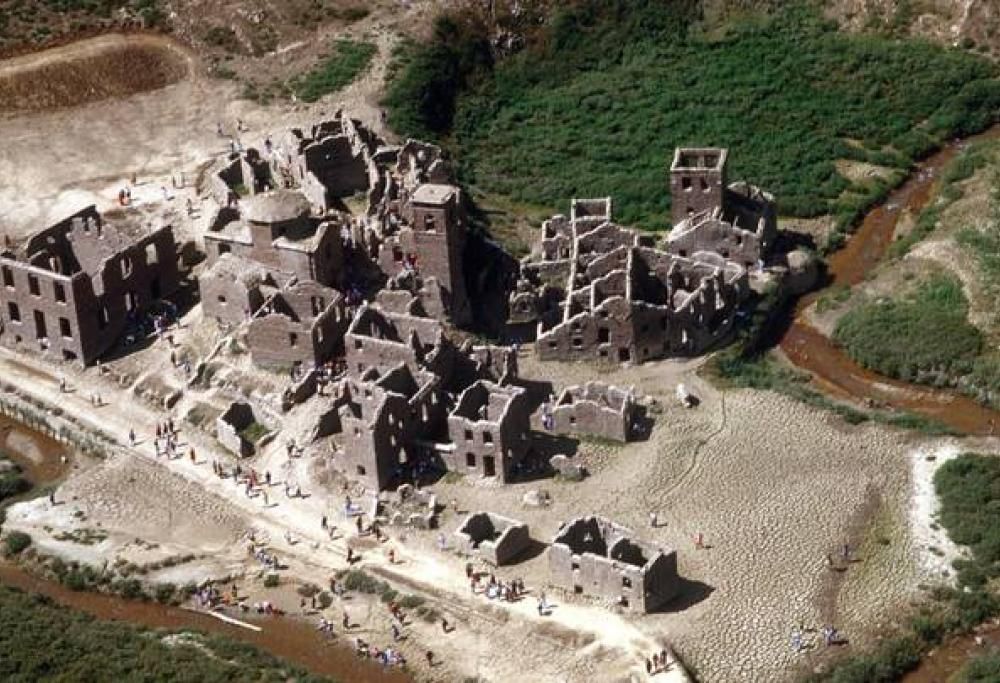 Il villaggio medievale in Toscana sommerso per anni riemergerà nel 2021!