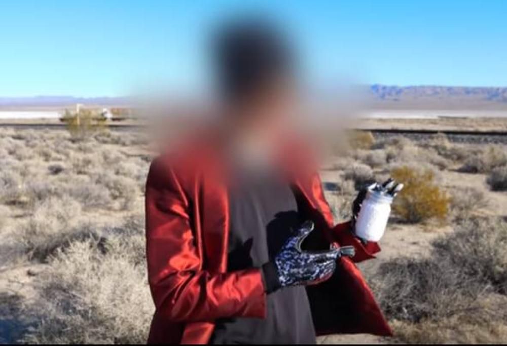 Cosa mangiano le persone nel 2075? Ce lo dice un fantomatico viaggiatore nel tempo!