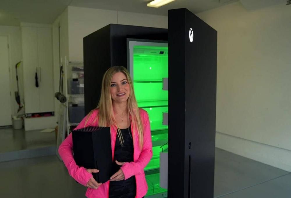 Microsoft rilascia il frigorifero a forma di Xbox series X