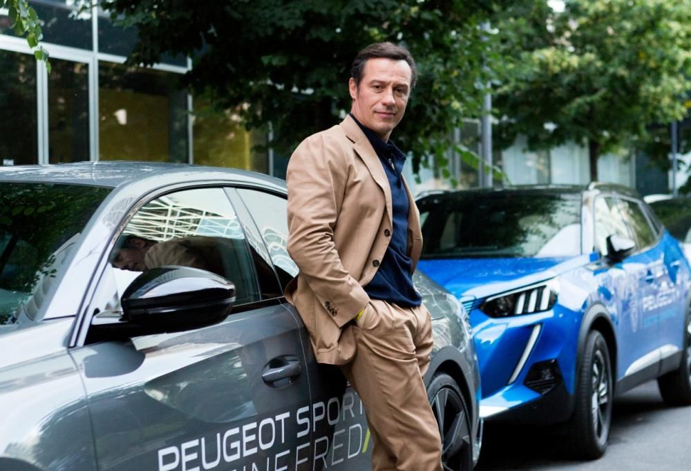 Il mondo sta cambiando… è partita la Peugeot Electric Experience