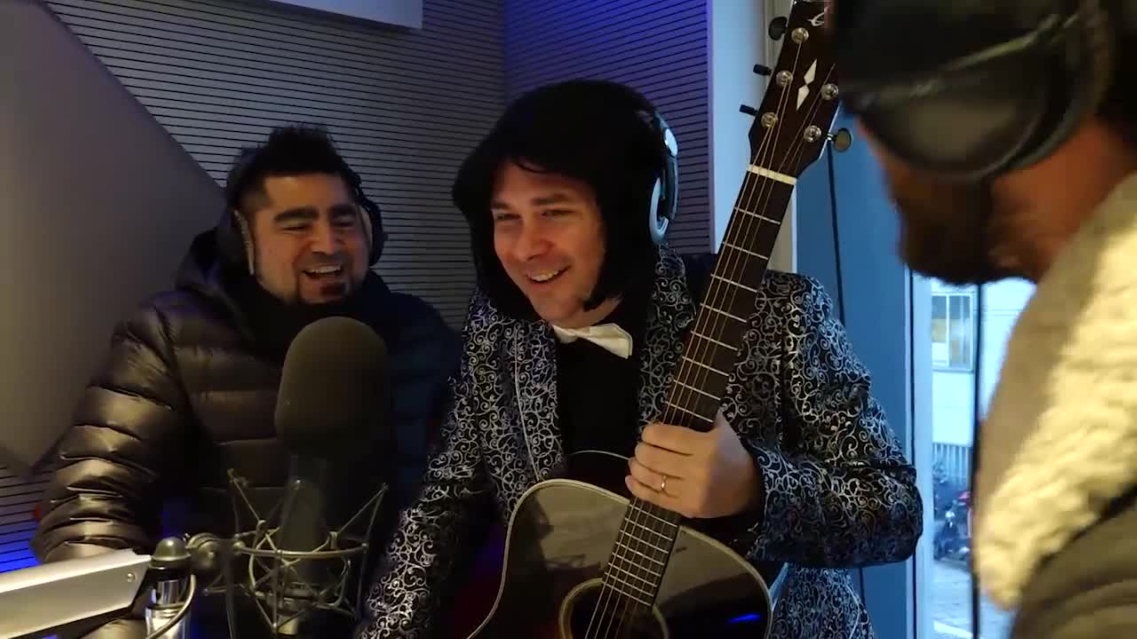 Ruggero dei Timidi live allo Zoo di 105, il video..