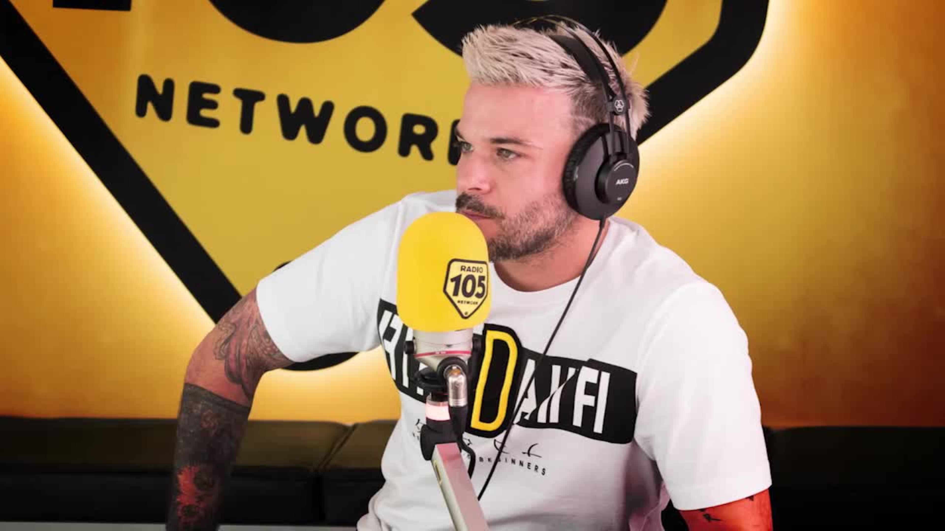 Pedro Capó a 105 Mi Casa: “Calma è nata in tre ore mentre ballavamo e cantavamo in studio”