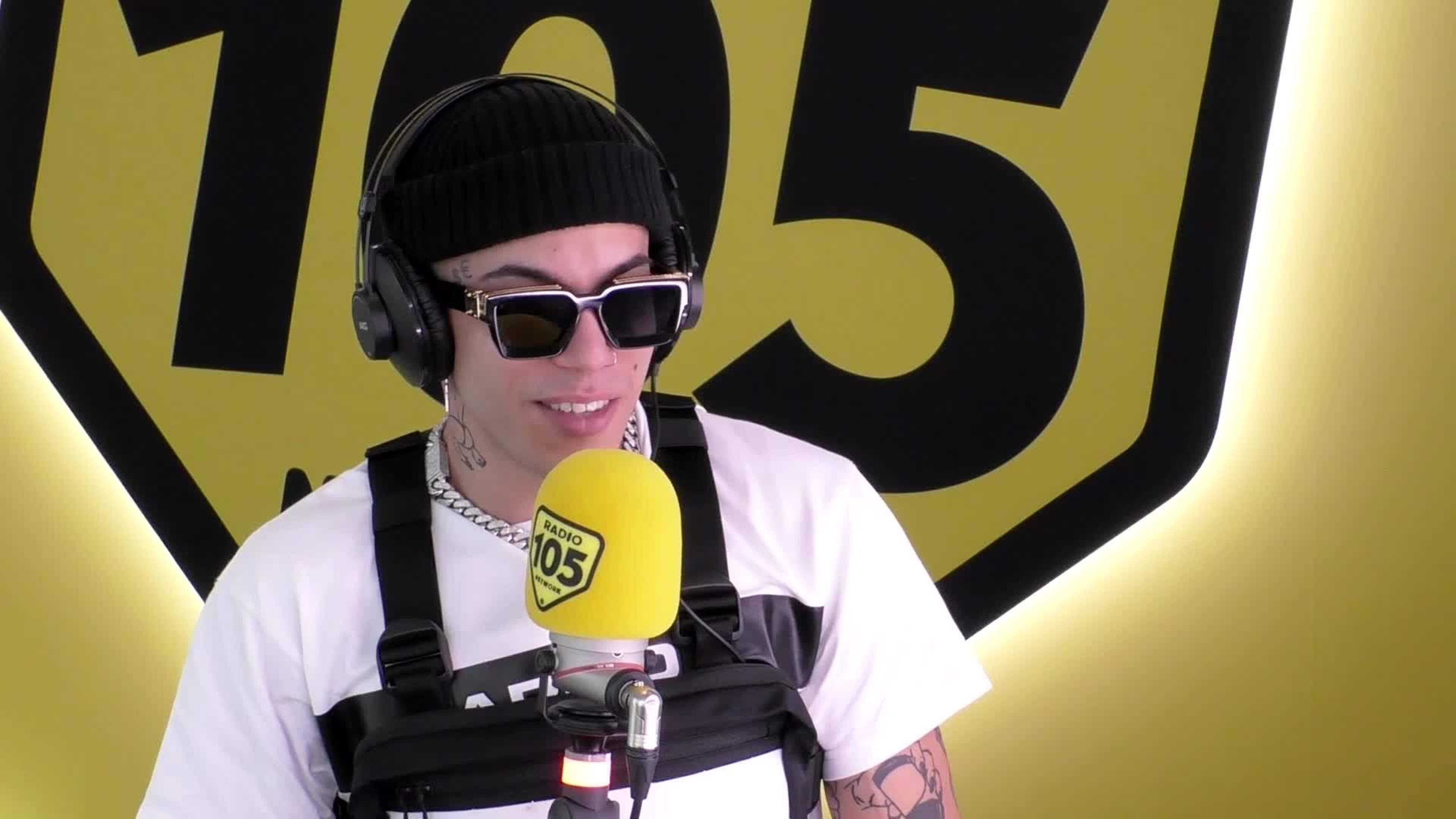 Radio Mag: Sfera Ebbasta risponde alle critiche con il nuovo singolo Mademoiselle