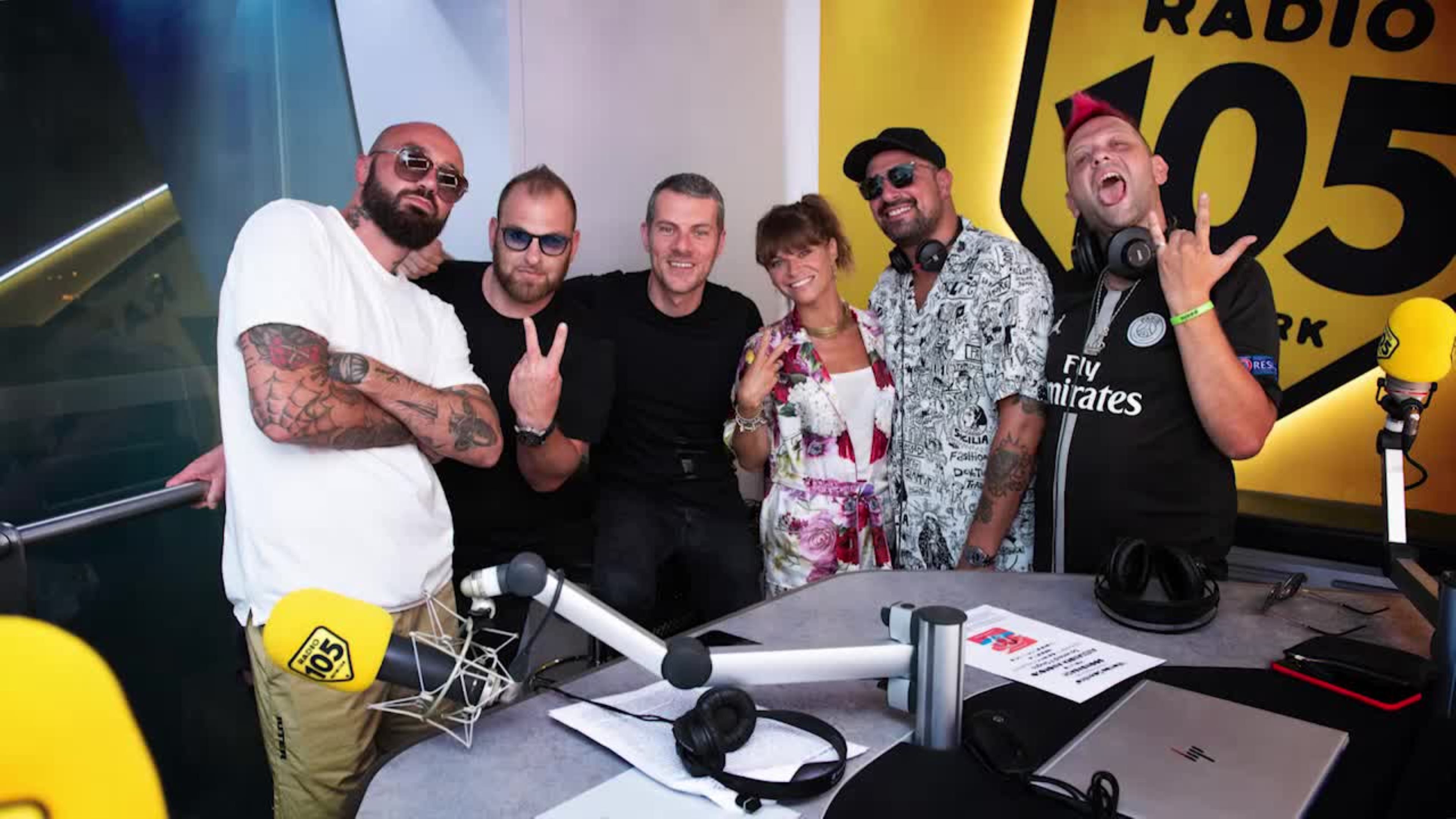 Boomdabash e Alessandra Amoroso a 105 Mi Casa: “Pensiamo che i salentini siano felici della nostra canzone”