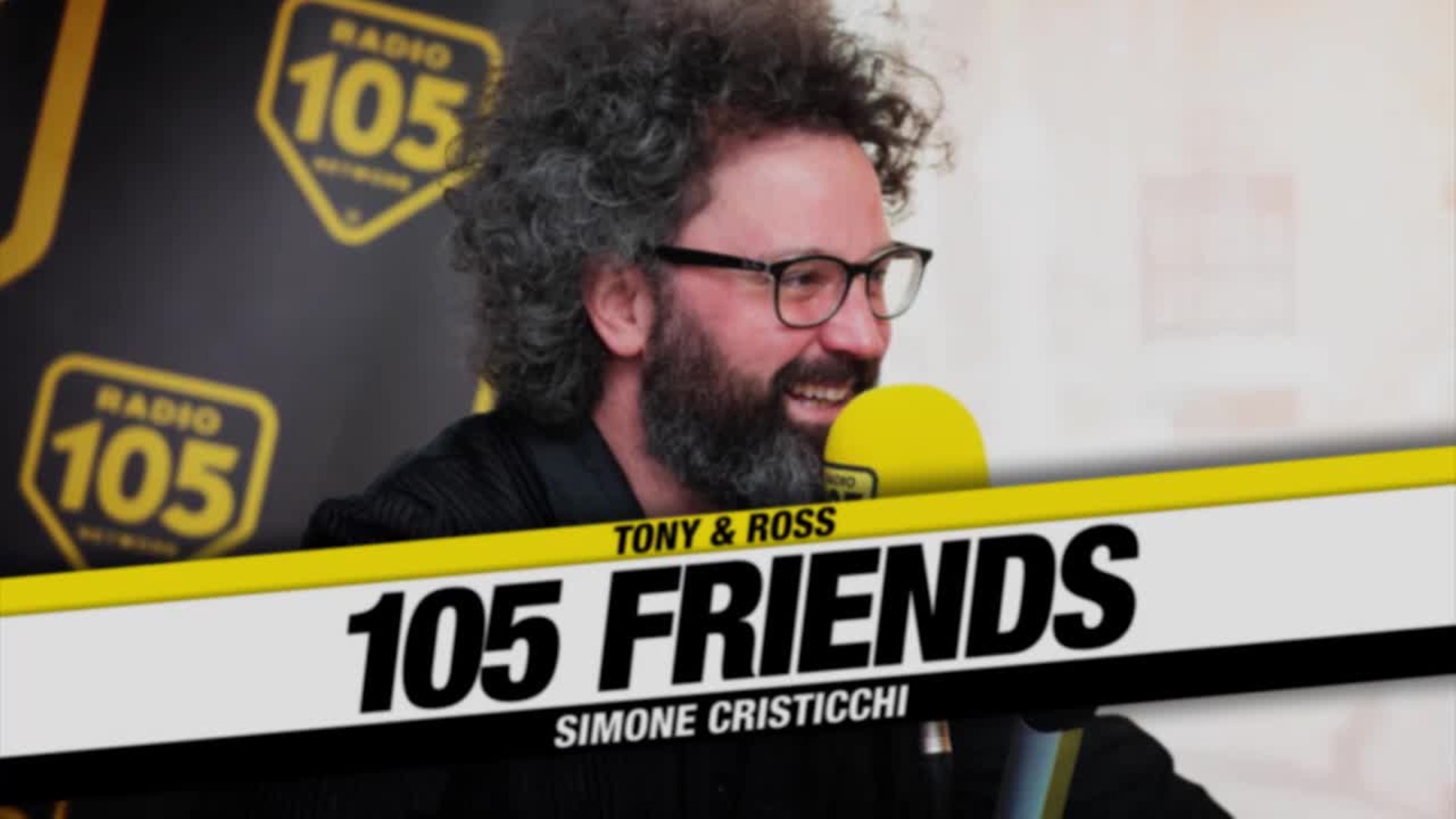 Simone Cristicchi a 105 Friends: “Abbi cura di me nasce dal mio spettacolo, Manuale di volo per uomo”