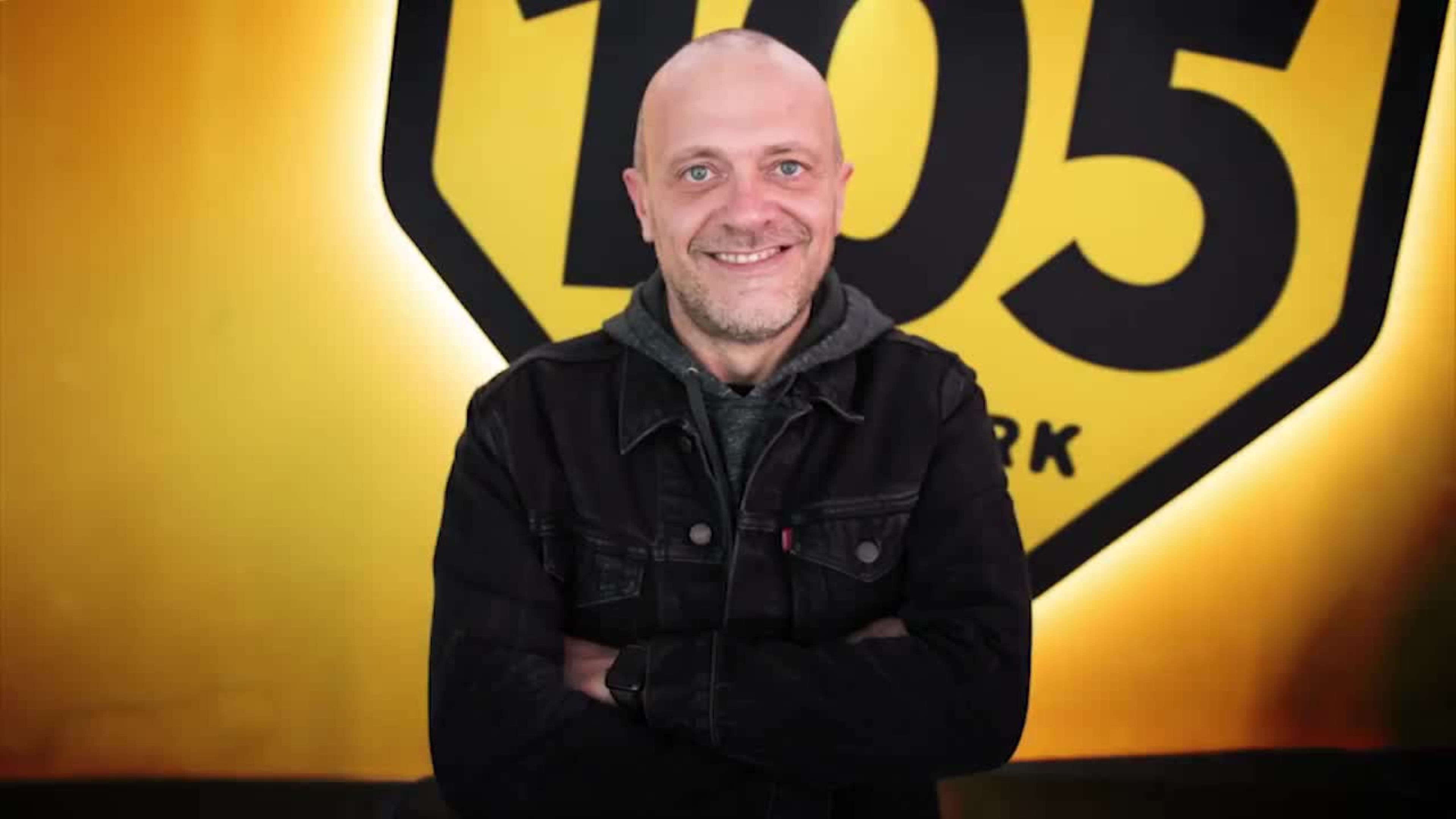 Max Pezzali a 105 Mi Casa: “Quello che si può fare con la ricerca è incredibile”