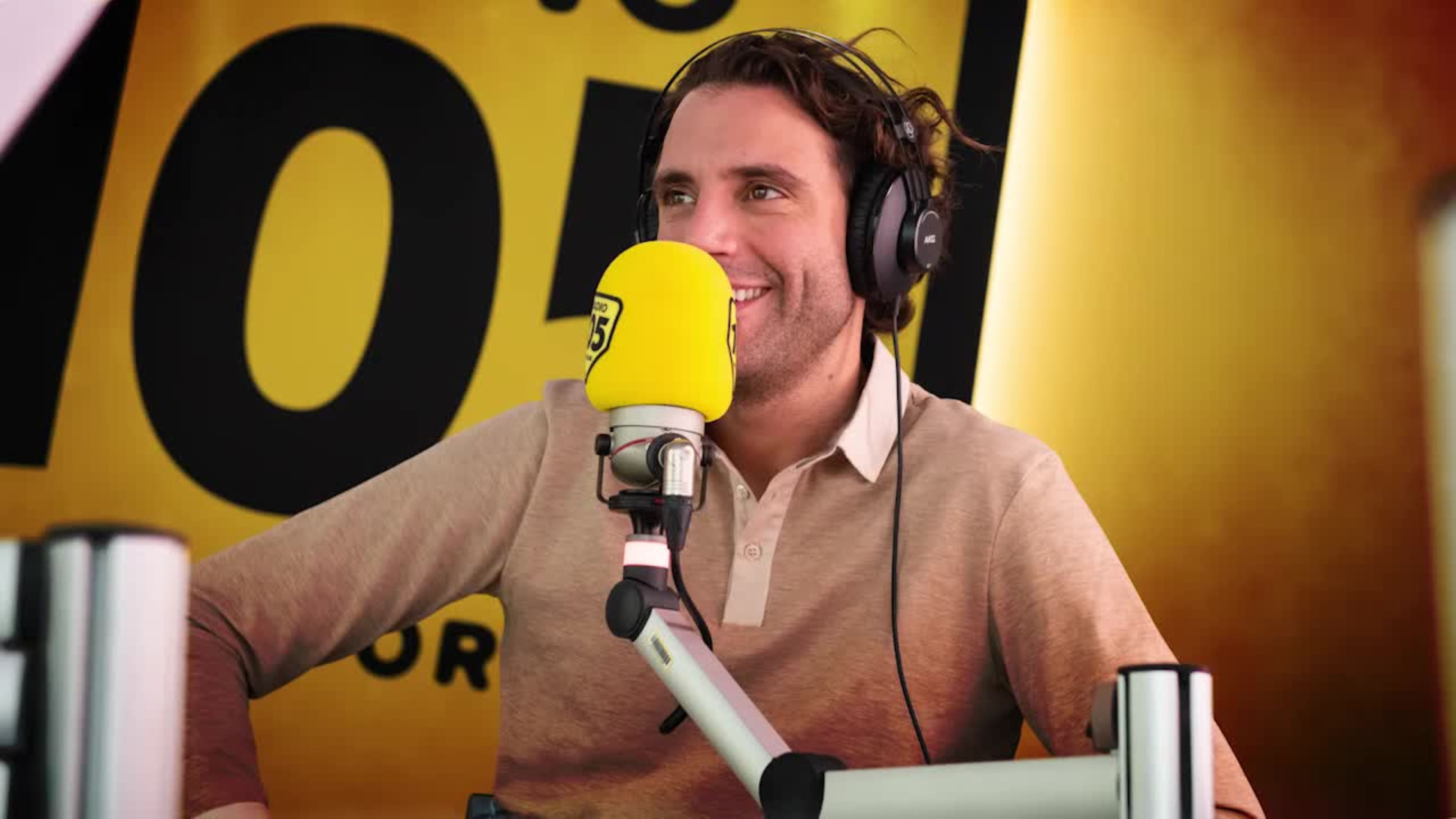 Mika a 105 Mi Casa: “My name is Michael Holbrook è un album che ha urgenza di raccontare”