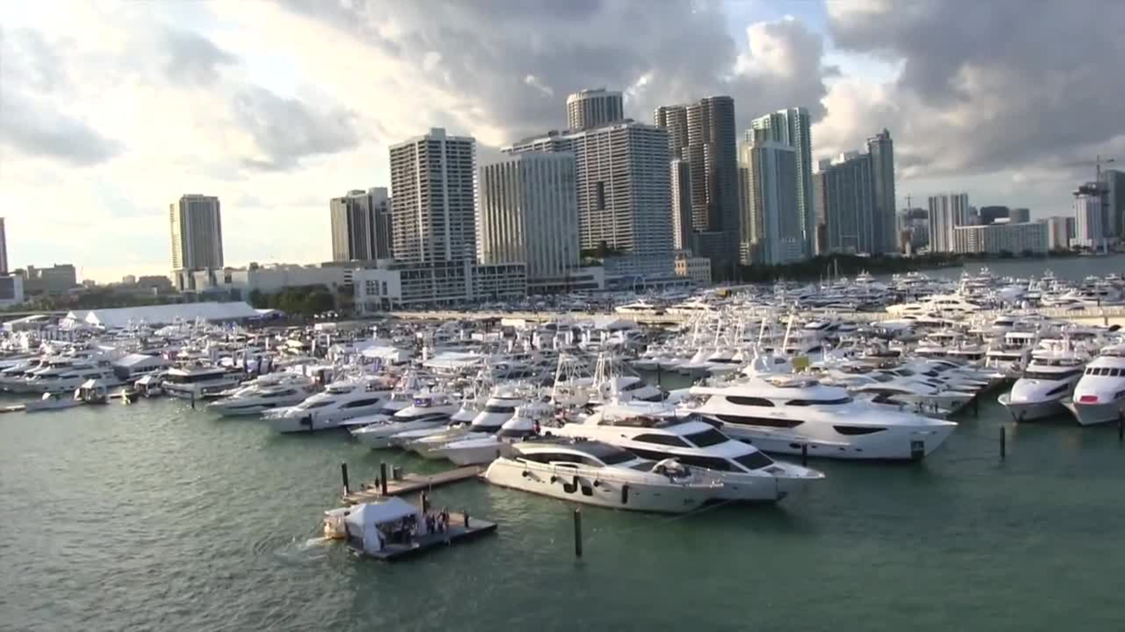 105 Miami: vi portiamo al Miami International Boat Show con Vicky