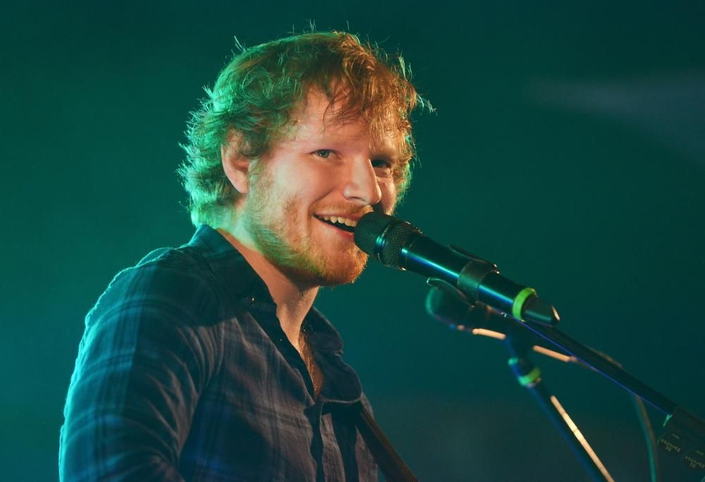 Ed Sheeran scrive 25 canzoni alla settimana