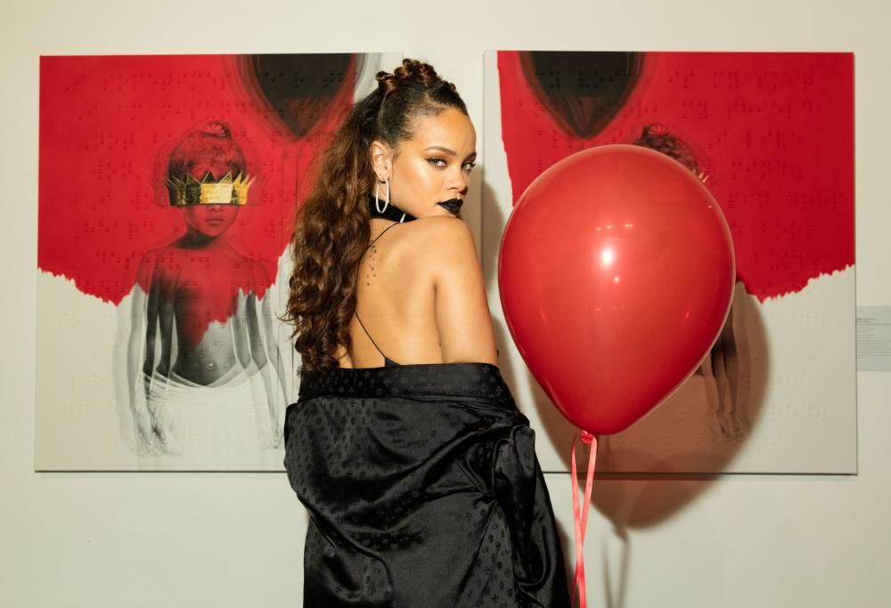 Quel Natale super sexy di Rihanna
