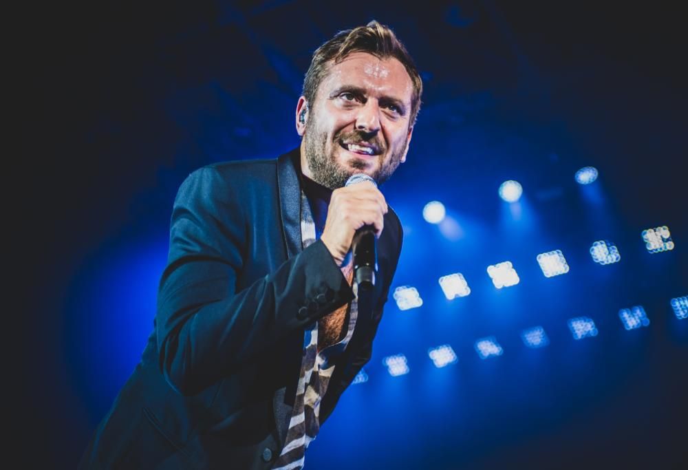 Cesare Cremonini a Napoli canta “Poetica”