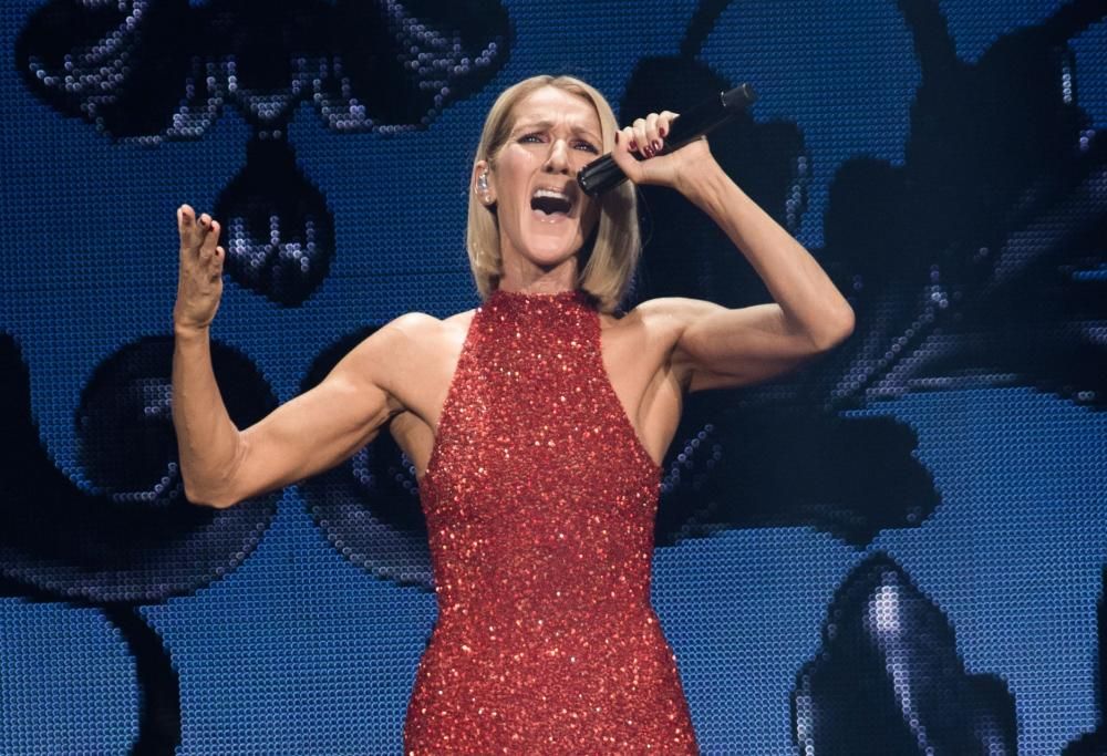 Céline Dion in lacrime racconta la sua grave malattia