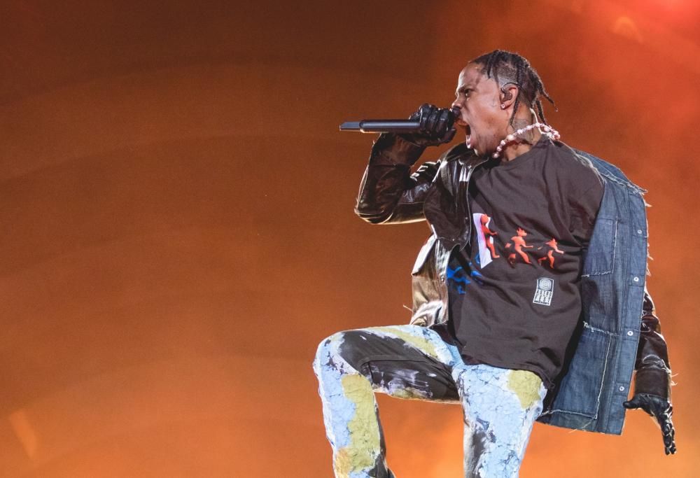 Travis Scott dopo la tragedia al Festival: “Sono sconvolto”