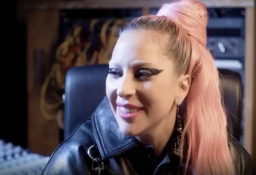 Lady Gaga parla all’Italia tramite Tiziano Ferro: “Ho parenti in Sicilia, siete nelle mie preghiere”