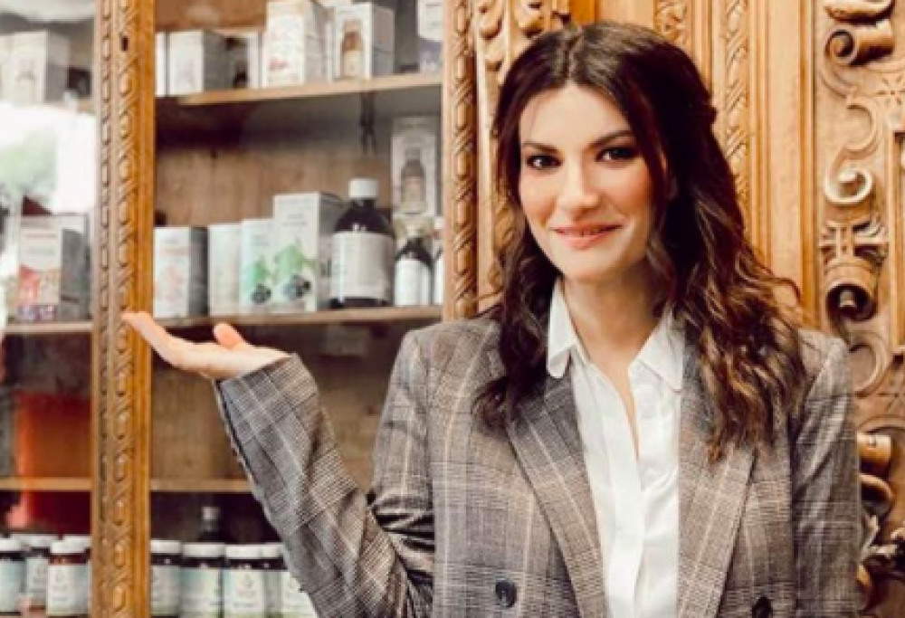 Laura Pausini e la polemica sul termometro digitale: “Meglio quello anni ’80”