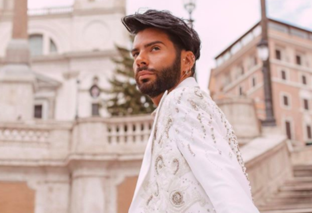 Una cliente si rifiuta di pagare al salone di Federico Fashion Style: arriva la Polizia