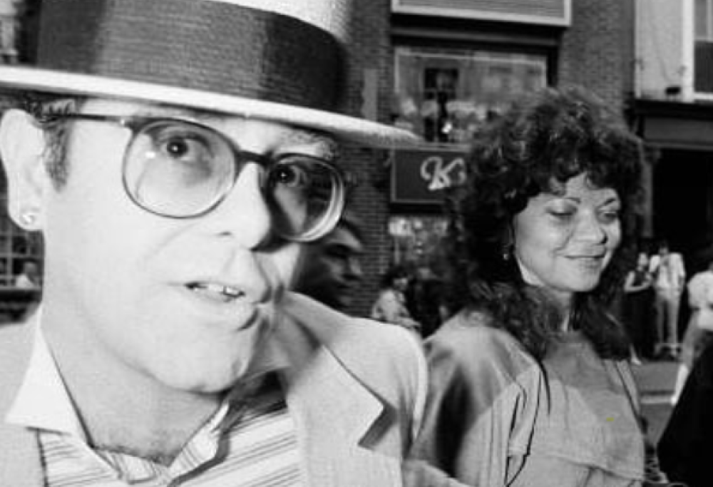 Elton John: l’ex moglie gli fa causa e vuole di 3 milioni di sterline