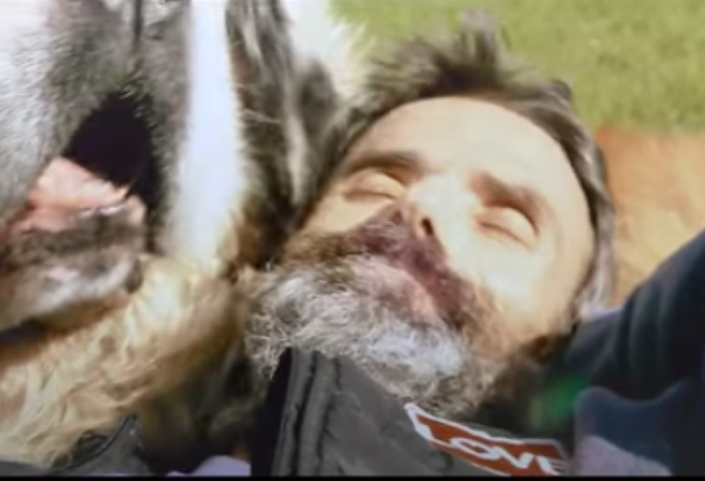 L’ultimo desiderio di Pau Donés: gli Jarabe de Palo pubblicano la clip “Misteriosamente Hoy”