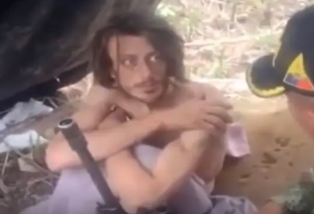 Beve tè psichedelico e si perde nella giungla