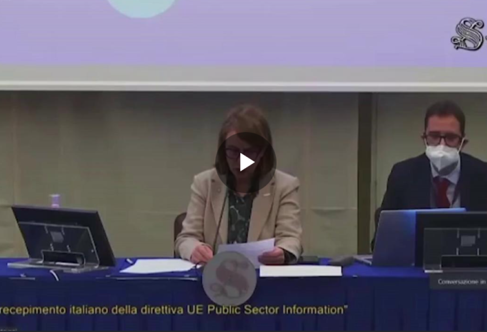 Spunta video porno in diretta al convegno M5