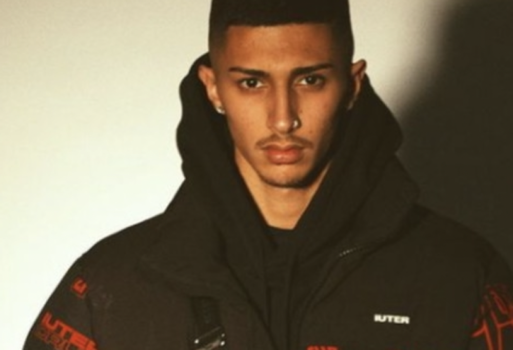 Il rapper Baby Gang attacca gli agenti durante un controllo