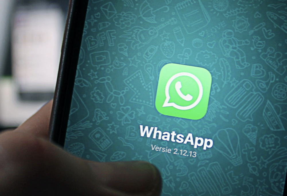 Sparla dei capi su whatsapp, nessuna sanzione