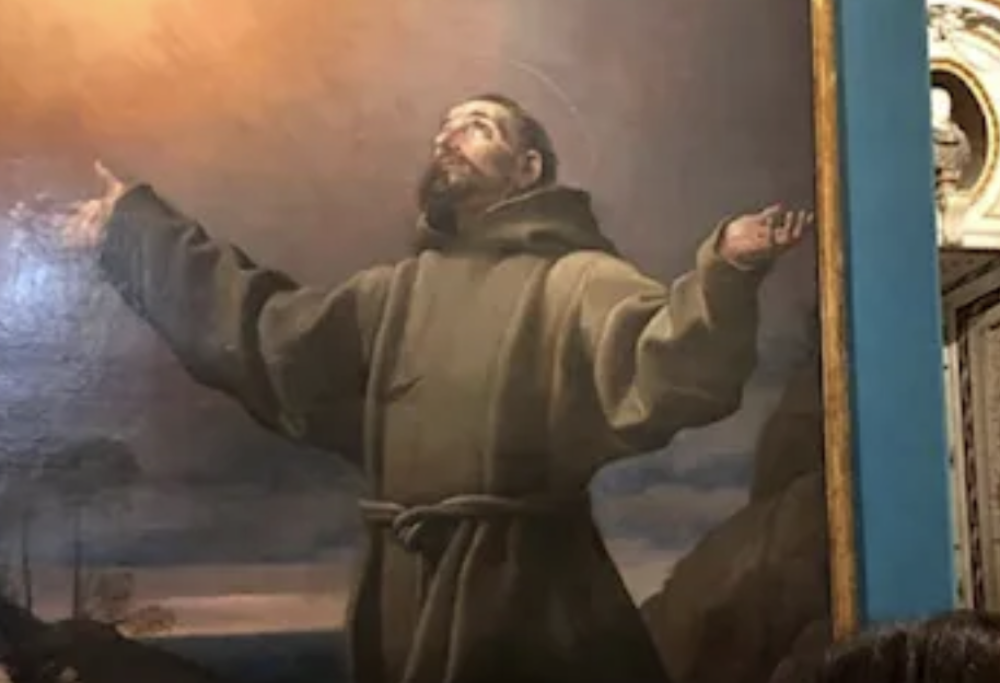 Turista inciampa e lacera tela del 1600