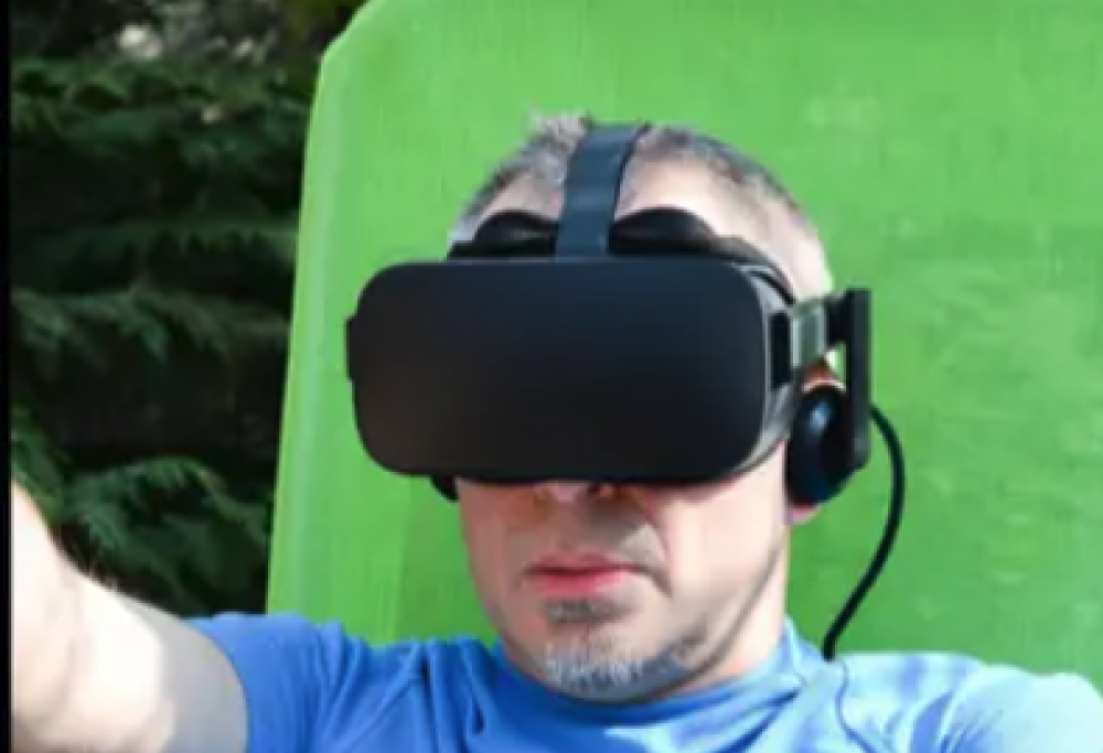 Il visore che ti uccide se muori nel videogioco