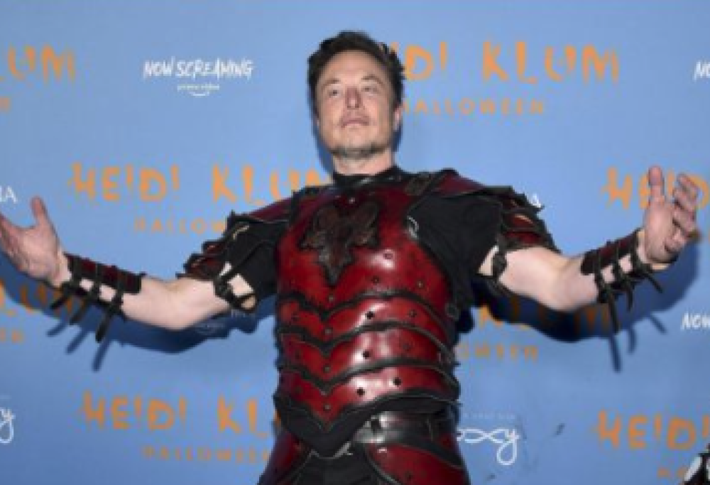 Musk più povero di 100 miliardi