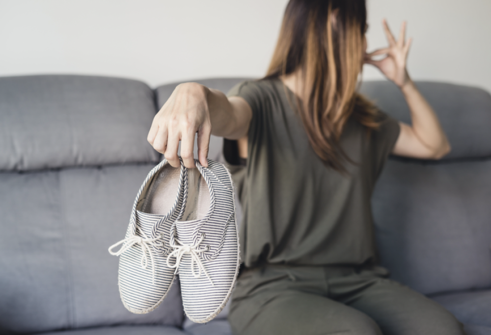 20mila euro per una foto dei piedi