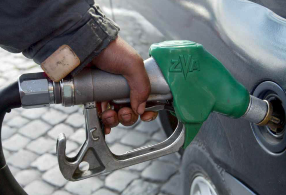 “Ladro!” E fugge con il pieno di gpl