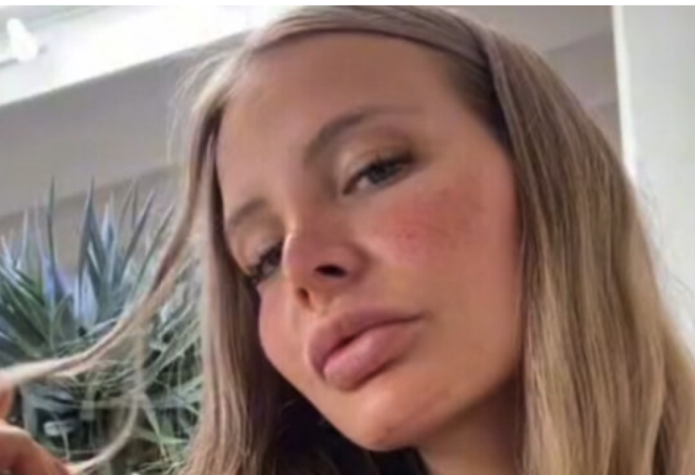 Scopre di avere due vagine