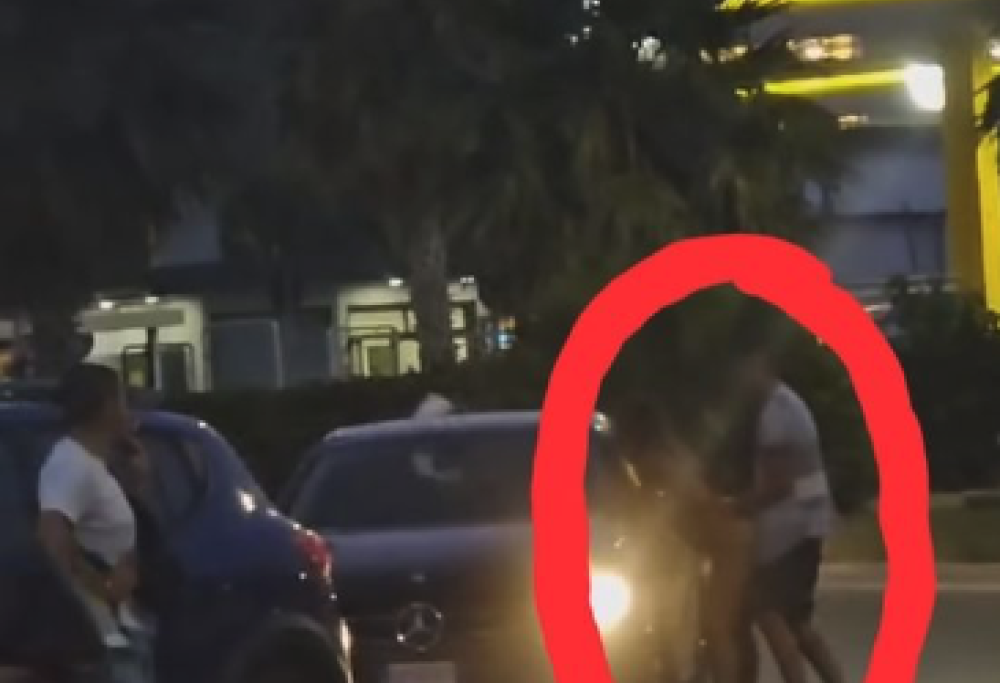 Bollenti spiriti in strada a Napoli