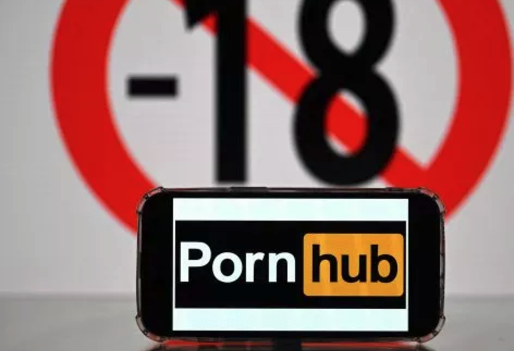 Pornhub sorvegliata speciale dalla UE