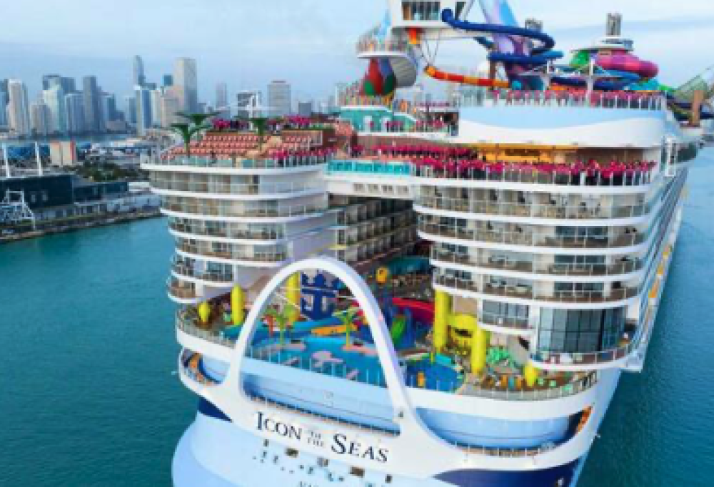 Inaugurata la più grande nave da crociera del mondo