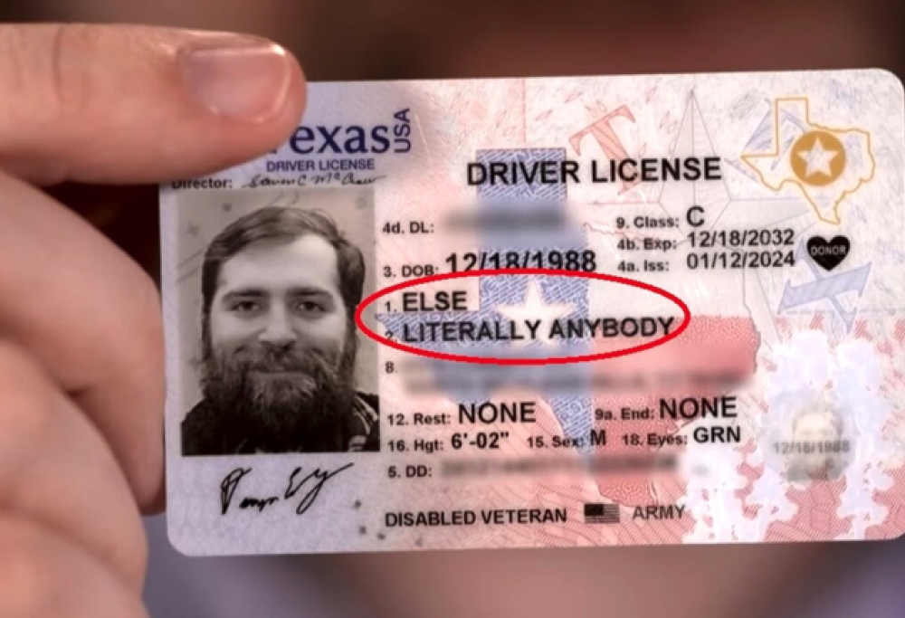 Cambia il proprio nome in “chiunque altro”