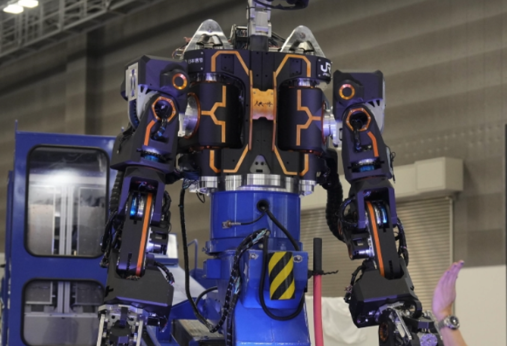 Robot di 12 metri farà manutenzione alle ferrovie del Giappone