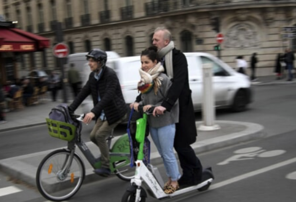 Madrid vieta i monopattini a noleggio