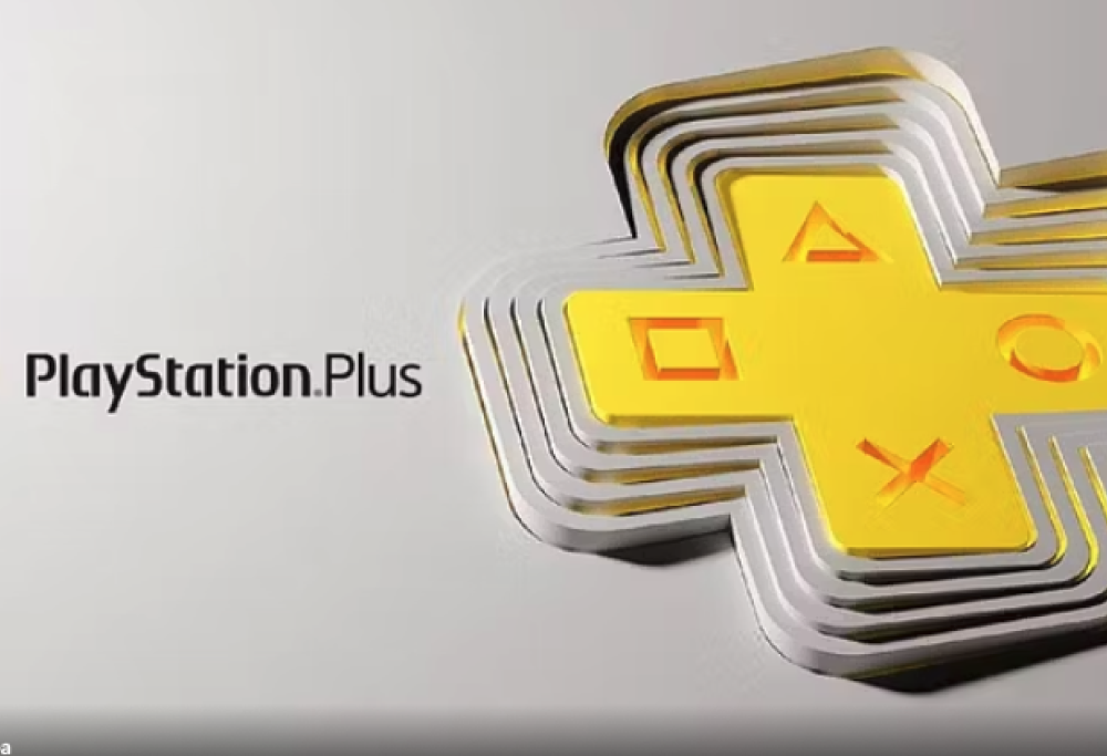 Acquista 24 anni di abbonamento alla Play per paura di aumenti