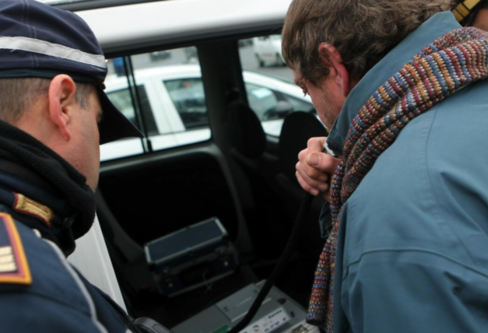 Comandante dei vigili positivo all’alcoltest