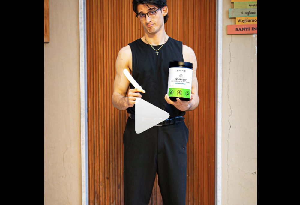 Il prete influencer che promuove integratori