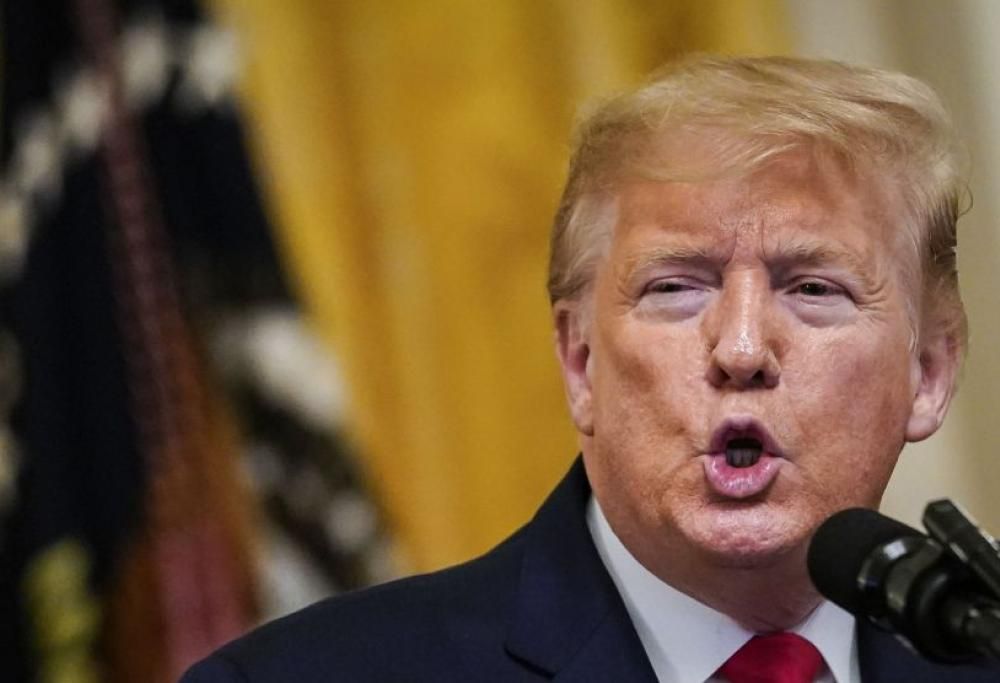 Trump rivela il logo dello Space Force ma è identico al logo della flotta di Star Trek!