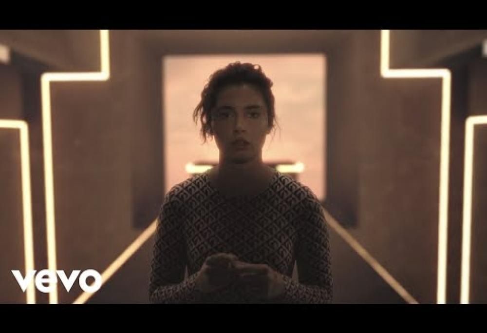 Madame, è uscito il video onirico “Marea”