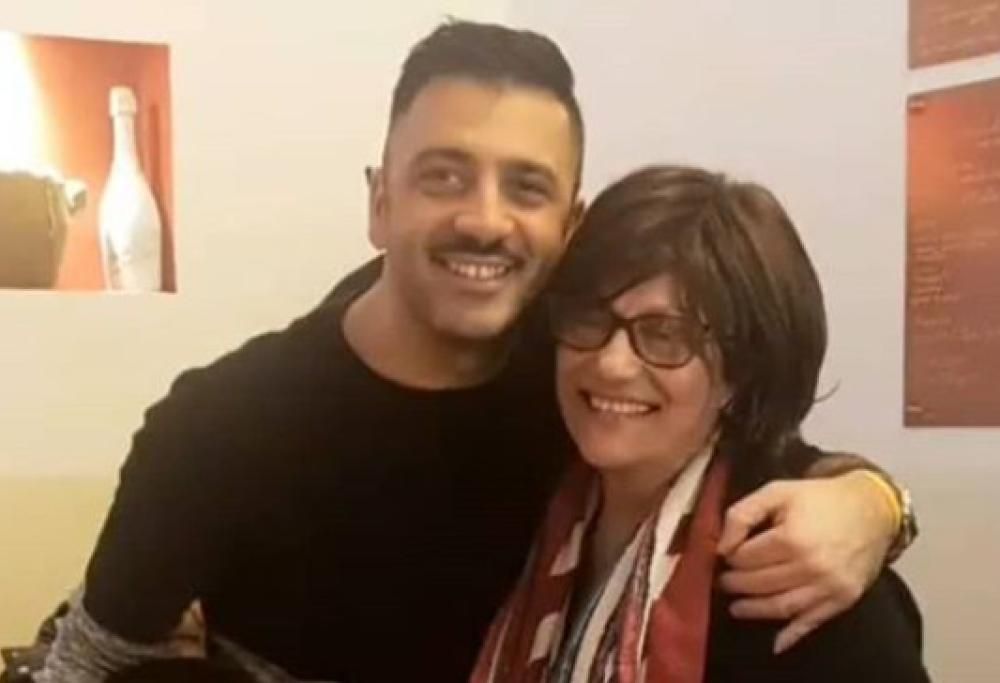 Amedeo Grieco pubblica una dedica struggente alla madre: “Manchi da poche ore e il dolore ci sta già scavando l’anima”