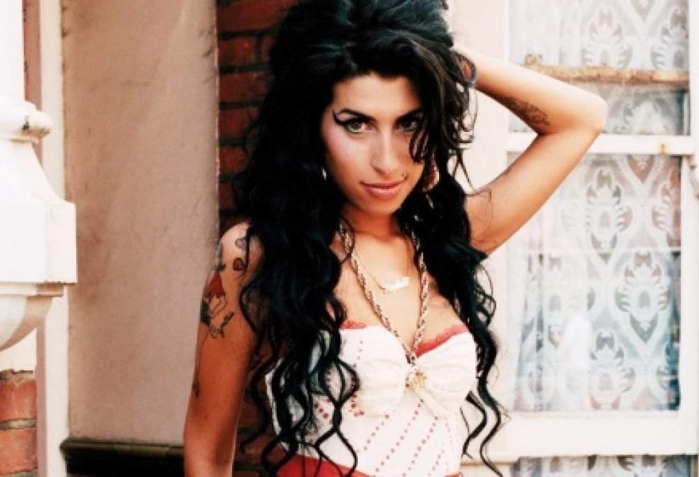 Vent’anni di Back to Black: il mito immortale di Amy Winehouse