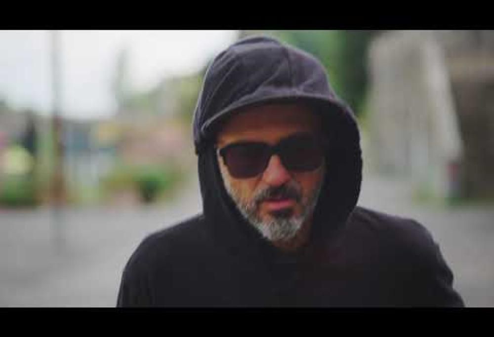 « …oggi sono al punto in cui bisogna reinventarsi ogni giorno». Ylenia e Antonio Dikele incontrano Samuel. Oggi alle 18.15 su Italia 1