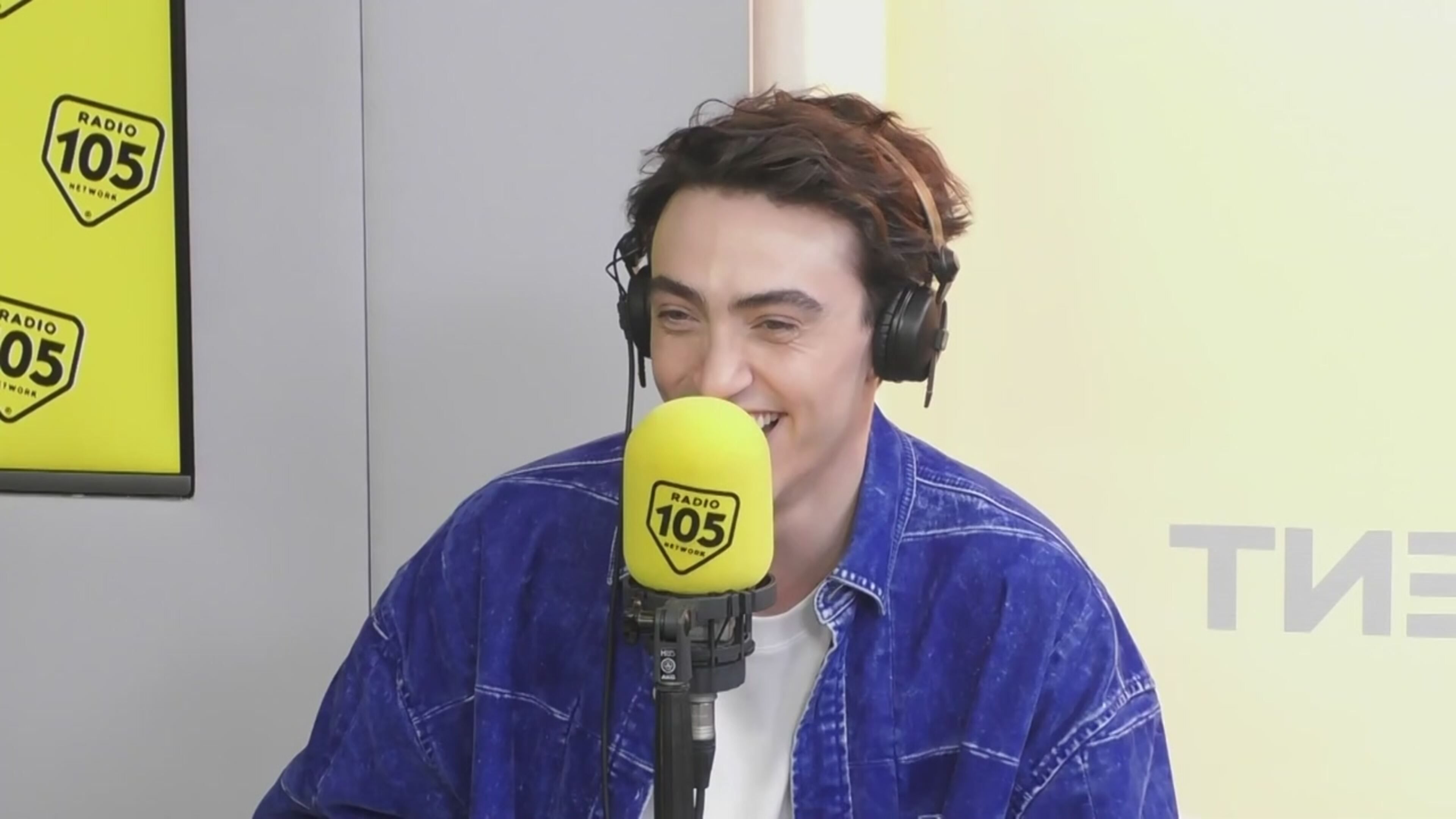 La nuova canzone di Michele Bravi racconta la disfunzionalità di un amore