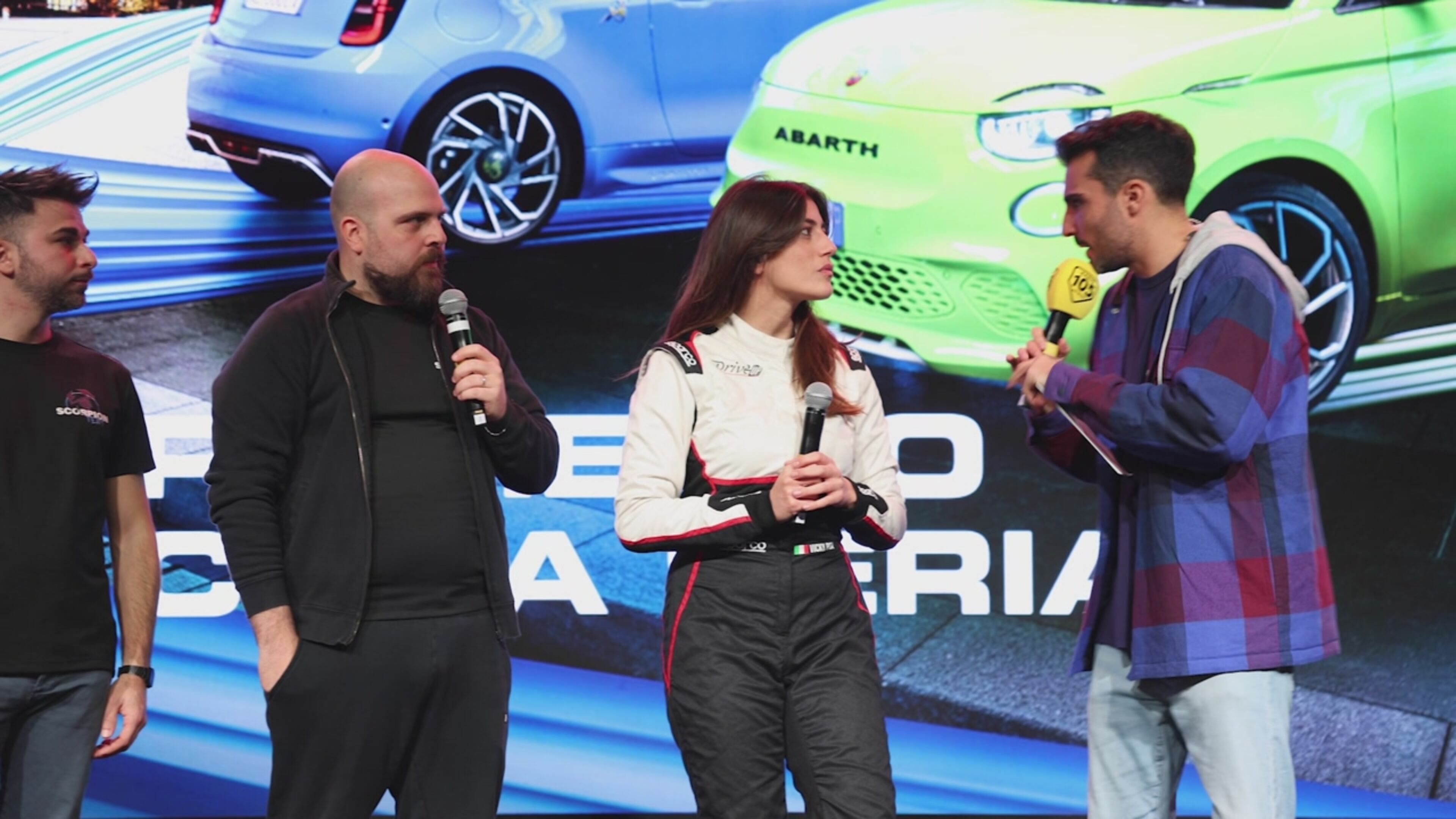 Abarth alla Milan Games Week tra sfide adrenaliniche e la sorpresa di Vicky Piria!