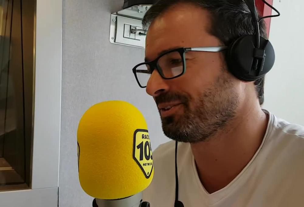 Gianluca Impastato canta “La donna cannone” con 105 Take Away